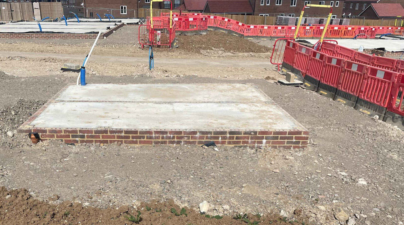 Bin store